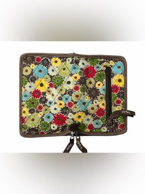 Thirty One Quilted Floral Canvas Wallet – Multicolor